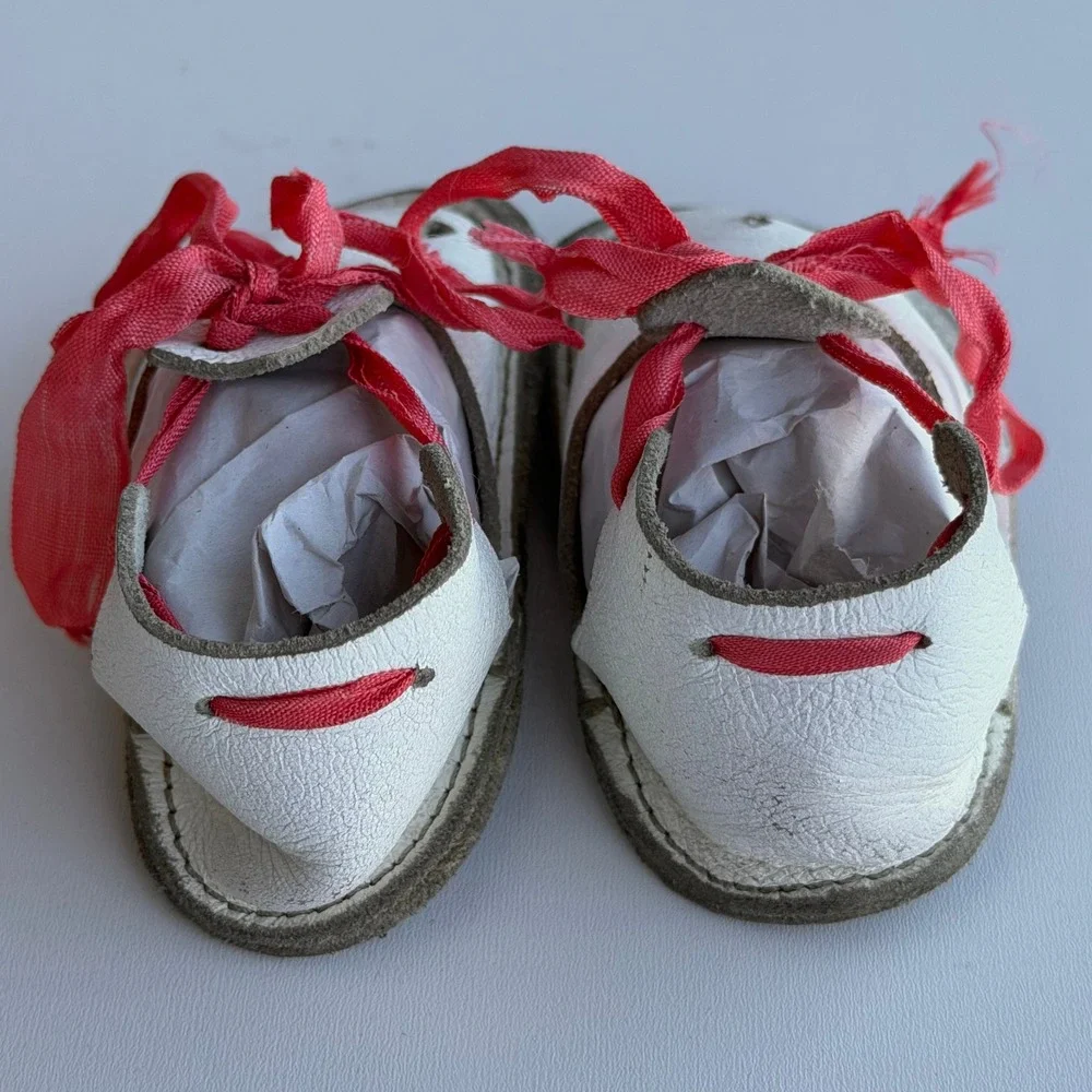 Vintage Baby Shoes Girls 3.5C White Leather Pink Ribbon Crib Shoes‎